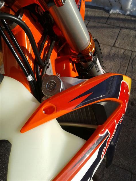 Radiator Guard With Fan Bracket Ktm Husqvarna Radiator