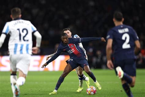 Kylian Mbappe L N Ti Ng Psg Th Ng D Real Sociedad B Ng