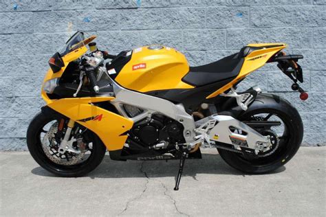 Aprilia Rsv R Aprc Abs Sportbike For Sale On Motos