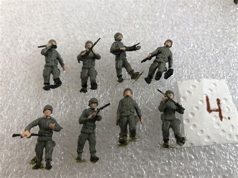 Preiser Roco Minitanks Soldaten Nato Trupp 8 Figuren Gemalt Im