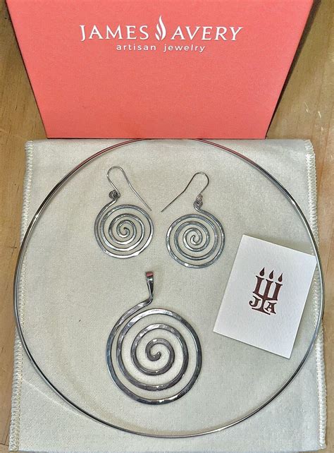 JAMES AVERY RETIRED Hammered Spiral Swirl Earrings Pe Gem