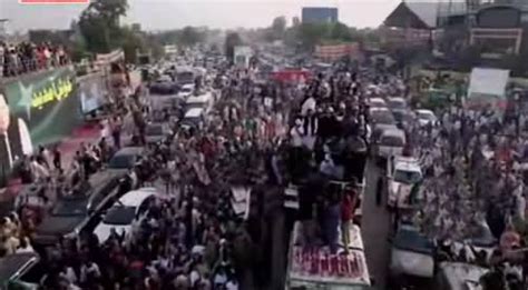 7th Day Of Imran Khan S Long March Live From Wazirabad City