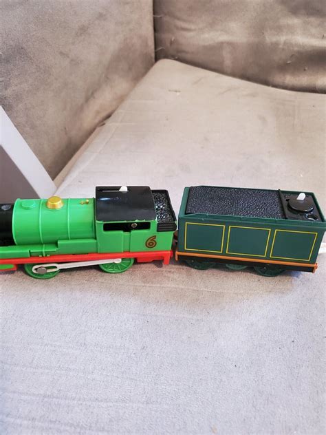 Thomas And Friends Trackmaster Henry Motorized Railway Train Engine Ebay