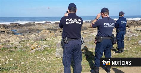 Homem Alem O De Anos Morre Afogado Na Praia Do Torr O Do Lameiro