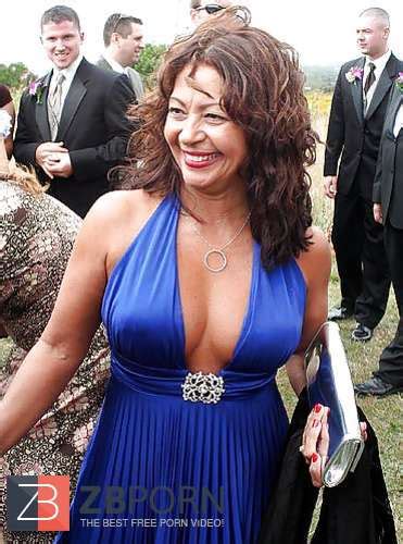 Posing Grannies ZB Porn