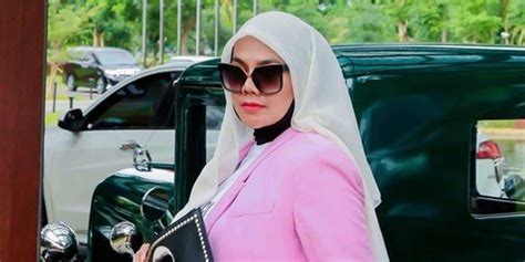 Unggah Foto Jadulnya 11 Tahun Lalu Sarita Abdul Mukti Buat Narik