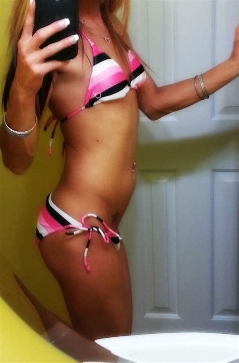 Pink Bikini 93 KimberlyGeorge 22 Pics XHamster