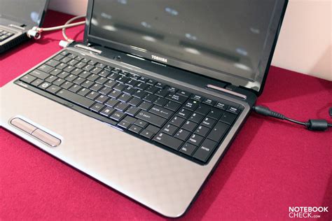 Toshiba Prezentacja Laptop W Satellite L I P Na Rok