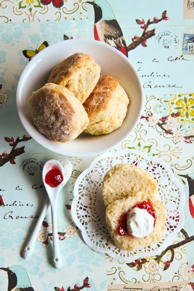 raspberri cupcakes: CWA Scones Take 2!