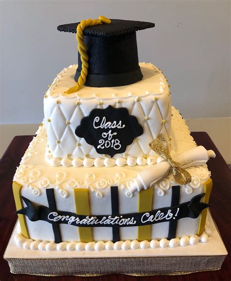 Black And Gold Graduation Cake Adrienne And Co Bakery Graduation Party Cake High School