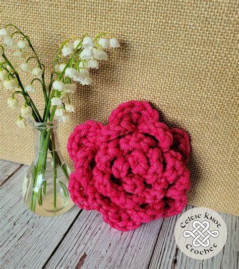 Crochet Flower Scrubbie | FaveCrafts.com