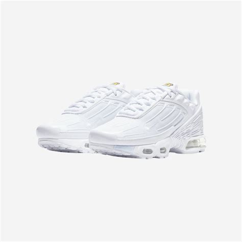 air max   triple white kabum zapas