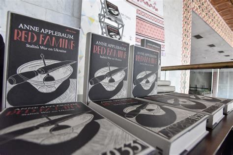 Anne Applebaum Presenta Il Libro Sulla Carestia In Ucraina Degli Anni