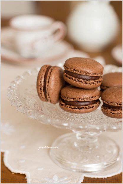 Macaron al cacao con ganache al caffè Panelibrienuvole