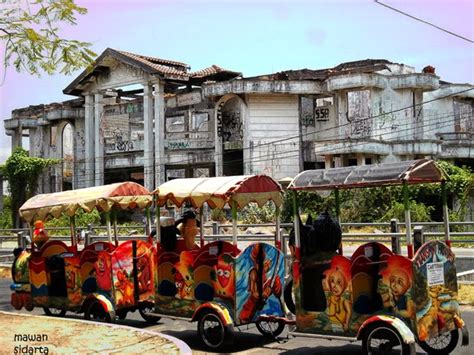 Rumah Hantu Darmo Jadi Aset Wisata Surabaya Cintai Pariwisata Indonesia