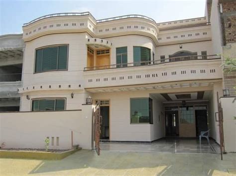 Pakistani new home designs exterior views. | Modern Desert Homes