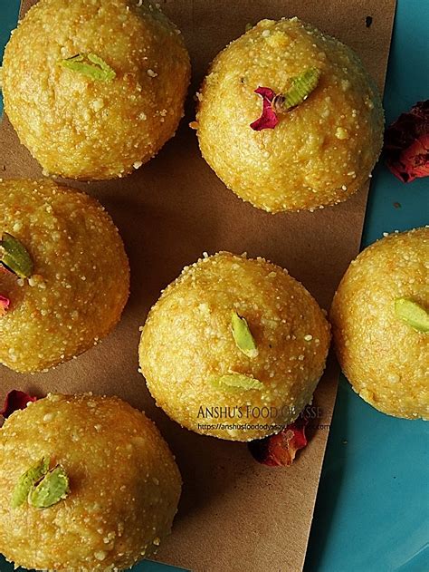 Halwai Style Daanedaar Besan Ke Laddoo Besan Ke Laddu Recipe