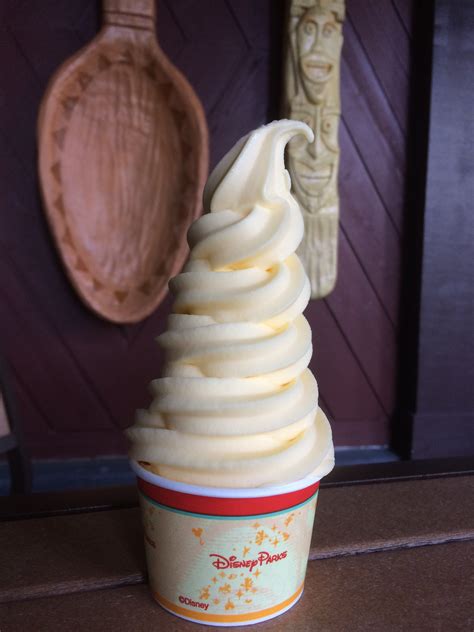 Pineapple Dole Whip Snacks Pineapple Lanai Polynesian Village