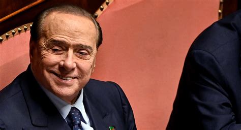 Berlusconi Seconda Notte Tranquilla Al San Raffaele Lopinione