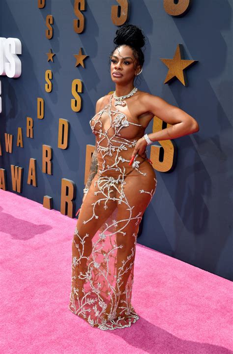 Bet Awards Red Carpet See All The Fashion Outfits Parade