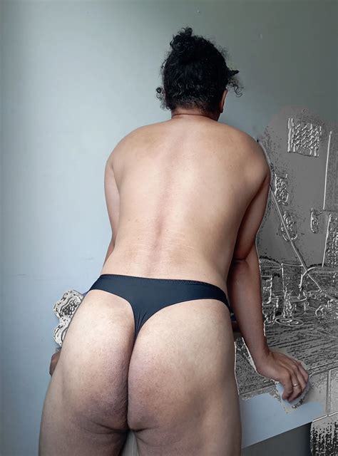 Connie Wearing Thongs Nude Pics XHamster