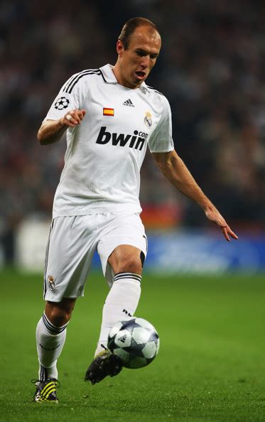 Robben playing for Real Madrid - Arjen Robben Photo (15959149) - Fanpop