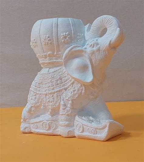 LAMPARA DE SAL ELEFANTE DINERO 21CM ALTO