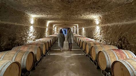 Vignoble Cave Troglodyte Visites Et D Gustations La Route Des Vins