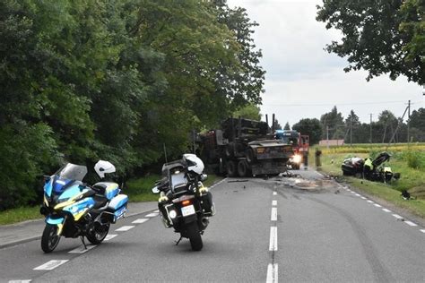 Tragiczny wypadek na drodze wojewódzkiej Życia 38 latka nie udało się