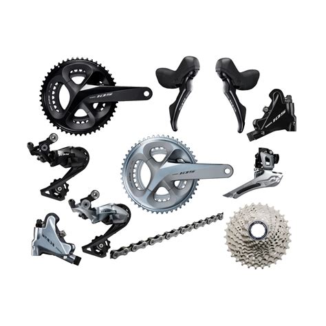 Shimano 105 R7000 11-speed groupset with hydraulic disc brakes