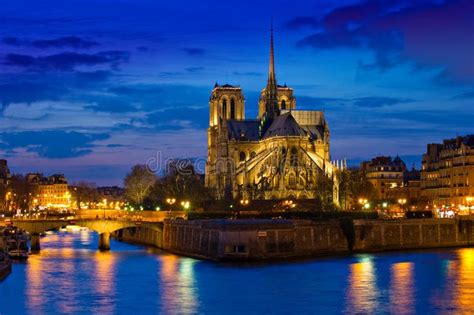 Notre Dame Cathedral at night in Paris France. Stunning Notre-Dame ...