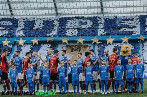 Pko Ekstraklasa Ruch Chorz W G Rnik Zabrze Cz Ii