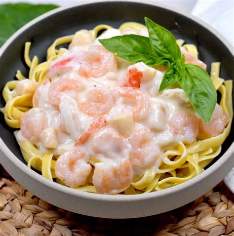 Fettucine Aux Fruits De Mer Bertrand Le Traiteur