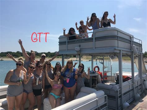 Good Time Tours Offers Lake Travis Bachelorette Party Boat Rentals In