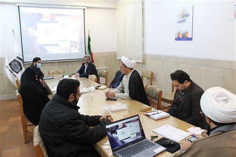 جلسه توجیهی آموزشی سامانه سجاده با حضور دبیران اقامه نماز دانشگاه‌های