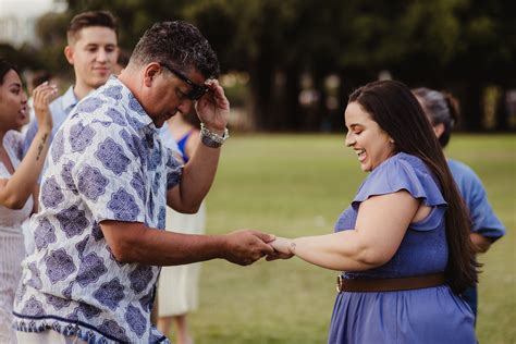 Surprise Honolulu Proposal | Oahu Engagement Photos — Destination