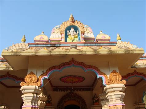 Shri Laxmi Narayan Temple - Siolim