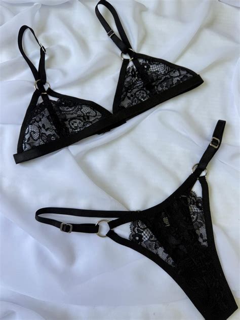 Black Lace Lingerie Set Strappy Bra And Thong With Metal Rings Sexy
