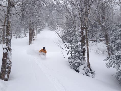 Mont Sutton - Deals on lift tickets - Up to 60% off on your ski tickets ...