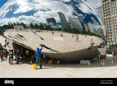 Cloud Gate The Bean Sculpture In Millennium Park In Downtown