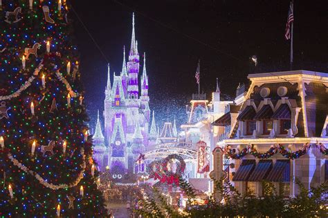 Unexpected Ways to Celebrate the Holidays at Walt Disney World