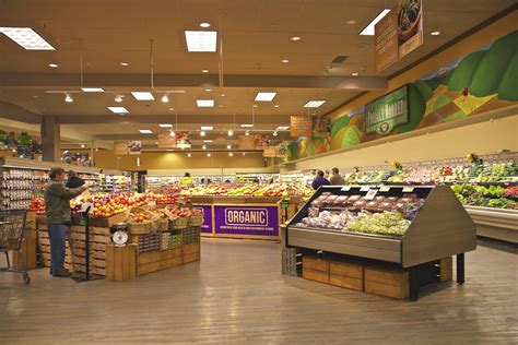 Shoreline Area News: Haggen's takes over Aurora Safeway