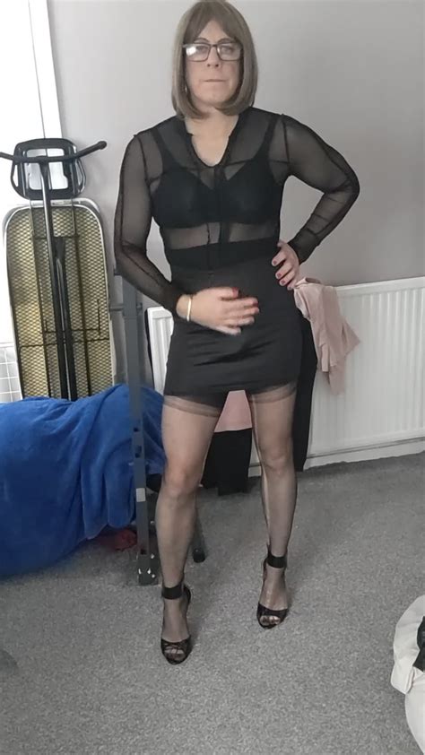 Mature Cd Wanking Her Cock AShemaletube