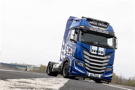 Iveco Goes Truck Racing With ETRA In 2022 And 2023 Trucking