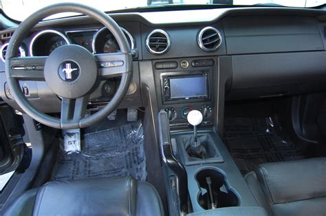 2005 Ford Mustang - Interior Pictures - CarGurus