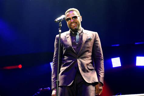 Maxwell BET Awards Prince Tribute | [site:name] | Essence