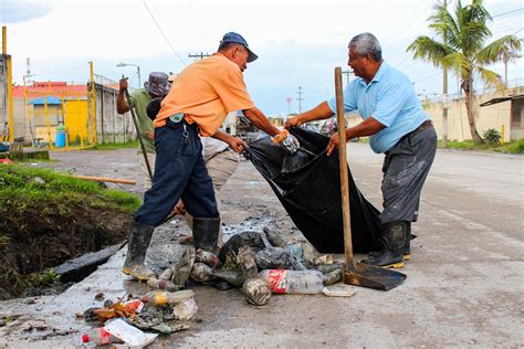 Ay Danos A Cuidar Los Drenajes De La Ciudad Muni Puerto Barrios