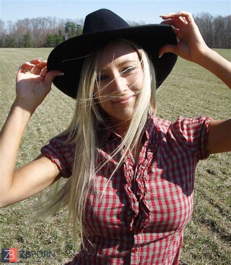 GALS AROUND THE WORLD Ash Blonde Hotty ZB Porn