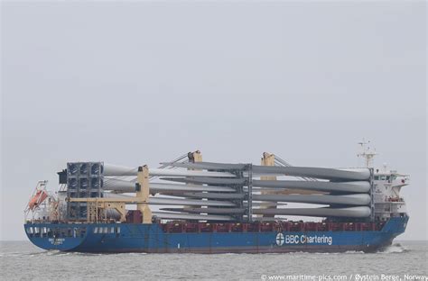 Bbc Amber Passing Cuxhaven 6 May 2023 On Her Way From Izmir To