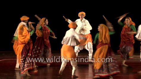 Dandiya Raas Dance By Avishkar Folk Dance Group Of Gujarat Youtube